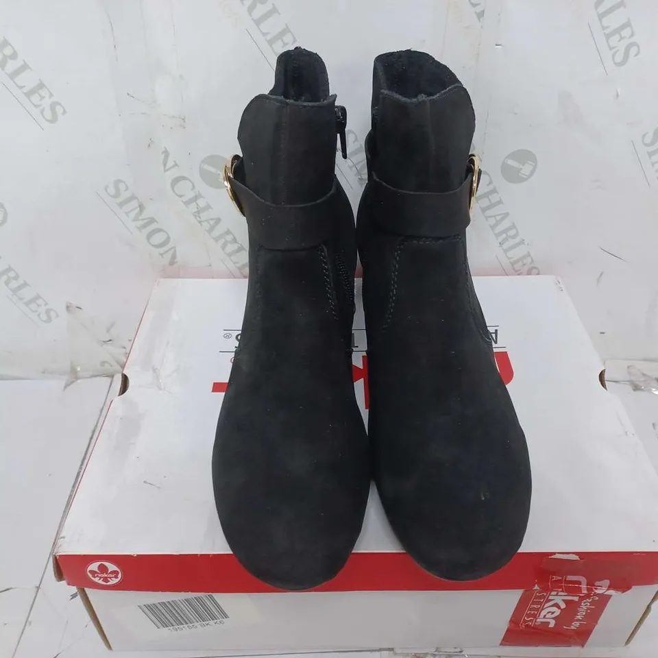 BOXED RIEKER BLOCK HEEL ANKLE BOOTS IN BLACK - SIZE 39