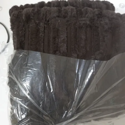 COZEE HOME FAUX FUR HEATED THROW, CHOCOLATE