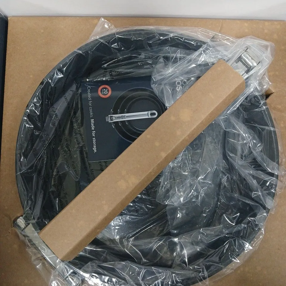 BOXED JOSEPH JOSEPH SPACE 28CM FRYING PAN WITH FOLDING HANDLES