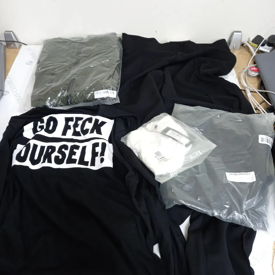 LARGE BOX OF ASSORTED CLOTHING ITEMS IN VARIOUS COLOURS AND SIZES INCLUDING TROUSERS , TOPS AND JUMPERS 