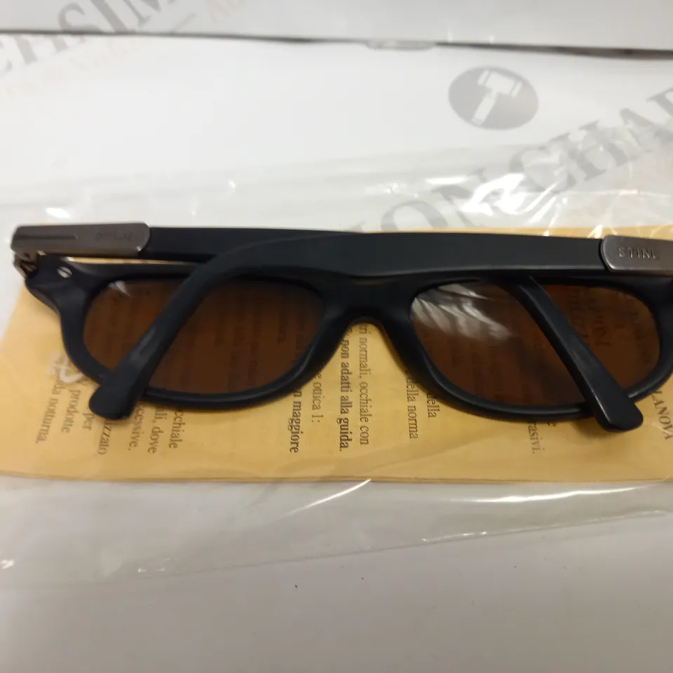 APPROXIMATELY 10 DIERRE STING SUNGLASSES