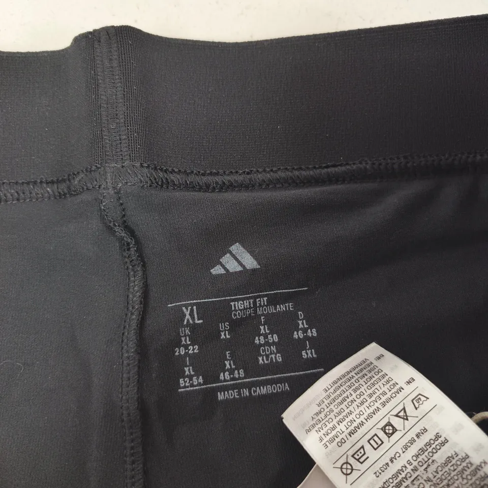 ADIDAS BLACK TIGHT-FIT TRACK PANTS – XL (UK 20-22)