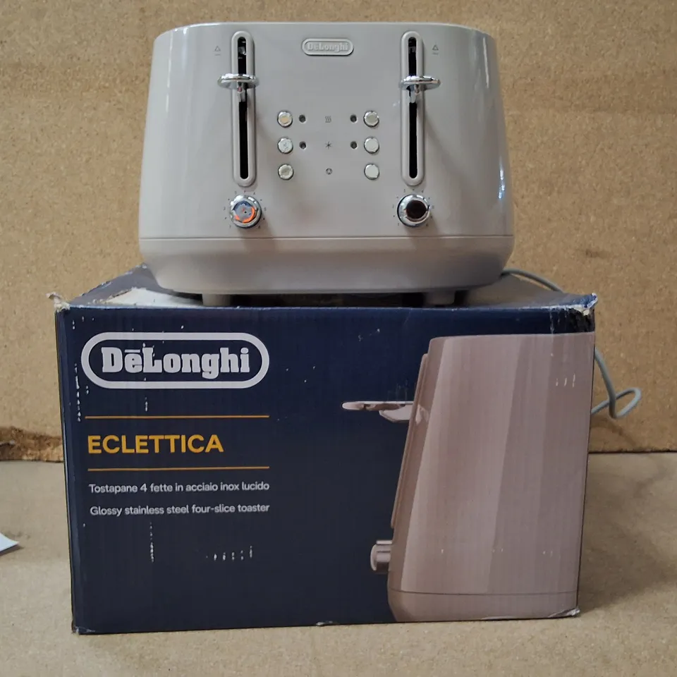 BOXED DE'LONGHI ECLETTICA 4-SLICE TOASTER CTY4003.BG – GLOSSY STAINLESS STEEL