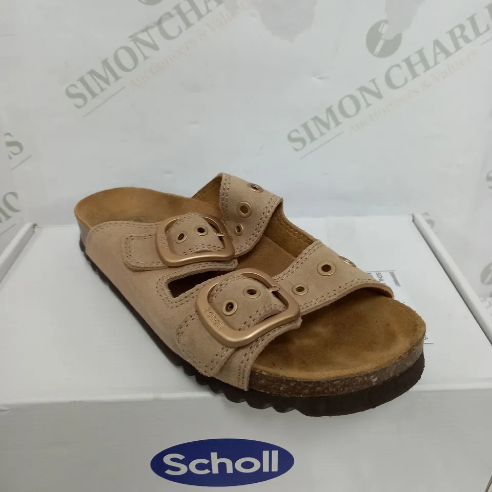 SCHOLL  FLAT SANDALS IN SAND SIZE 5