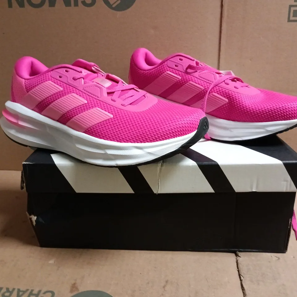 BOXED PAIR OF ADIDAS GALAXY 7 TRAINERS IN PINK SIZE UK 6