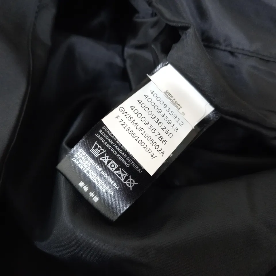 NORTH FACE 1990 MOUNTAIN JACKET GTX