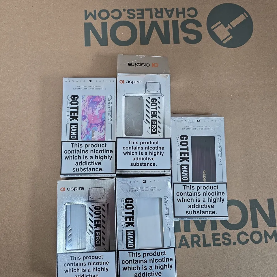 BOX OF APPROXIMATELY 30 ASSORTED E-CIGARETTES AND ACCOMPANIMENTS TO INCLUDE: VARIOUS ASPIRE PRODUCTS 