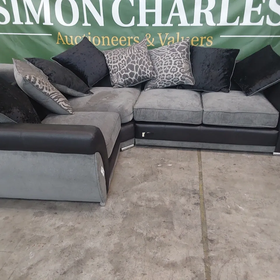 DESIGNER CORNER GROUP BLACK FAUX LEATHER & GREY FABRIC WITH SCATTER CUSHIONS 