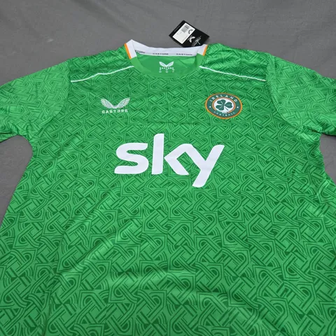 IRELAND FC HOME JERSEY SIZE L