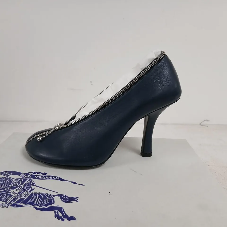 BURBERRY NAVY LEATHER ZIP-FRONT HIGH-HEEL BOOTS, UK 2 / EU 35