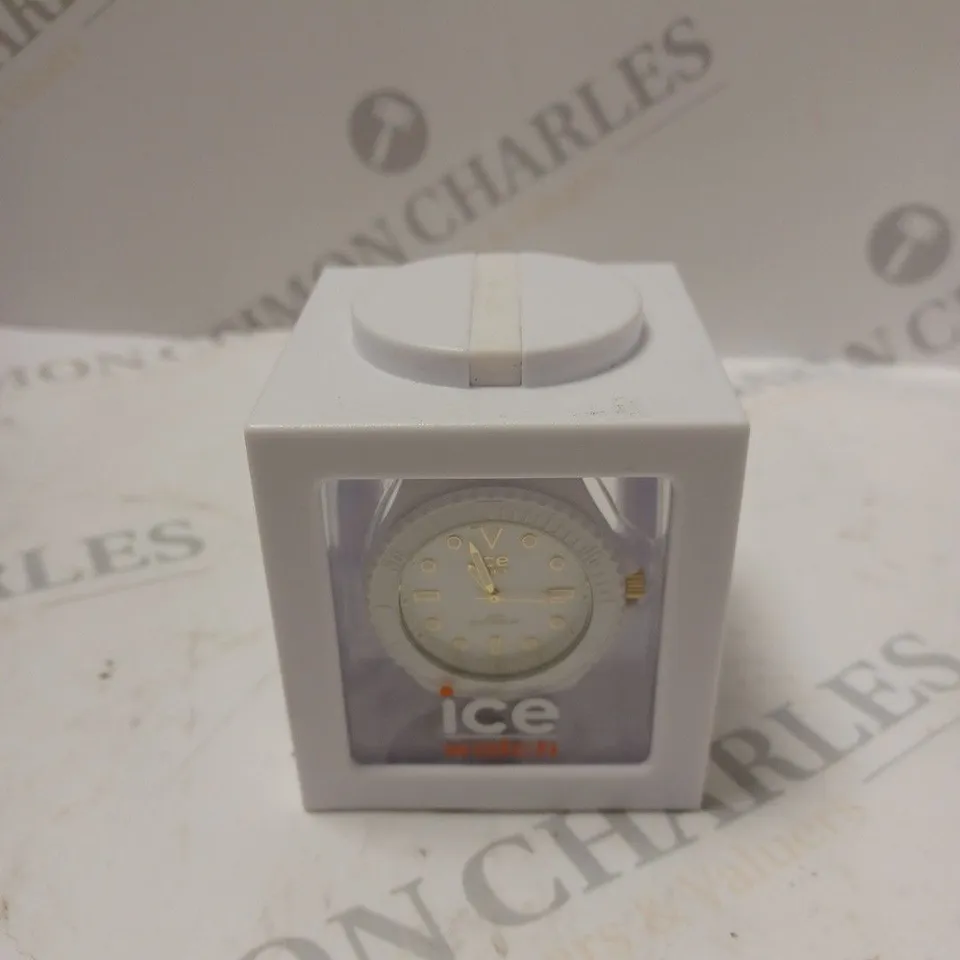 ICE WATCH WHITE BOXED 