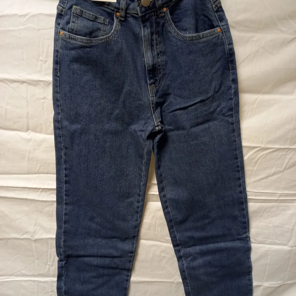 BOX OF APPROX 17 BRAND NEW COTTON:ON STRAIGHT STRETCH JEANS - COOGEE BLUE SIZE AUS 8