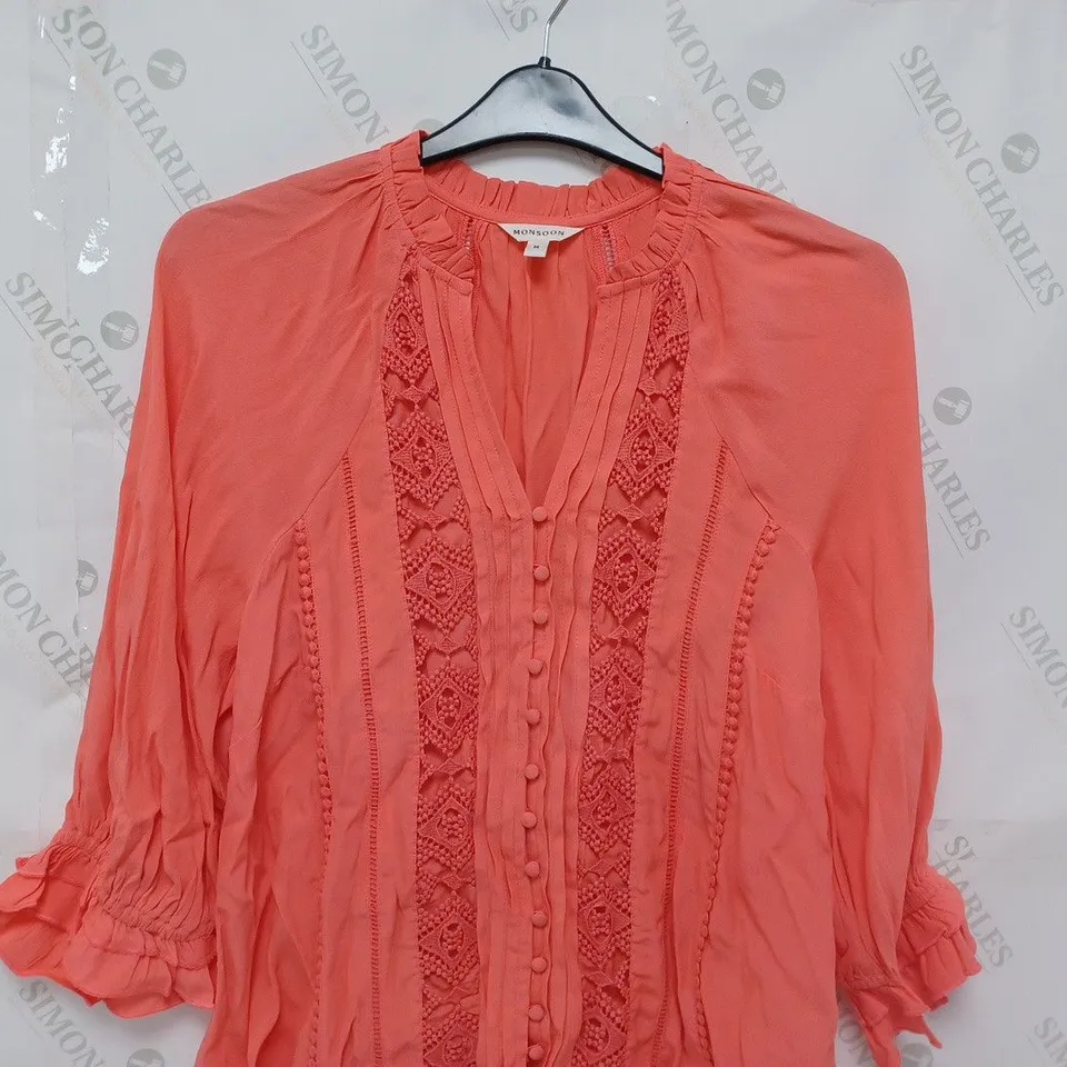 APPROXIMATELY 10 ASSORTED ITEMS OF WOMEN'S CLOTHING TO INCLUDE MONSOON TOP SIZE M, FINERY DRESS SIZE 10, DANNII MINOGUE TROUSERS SIZE 12