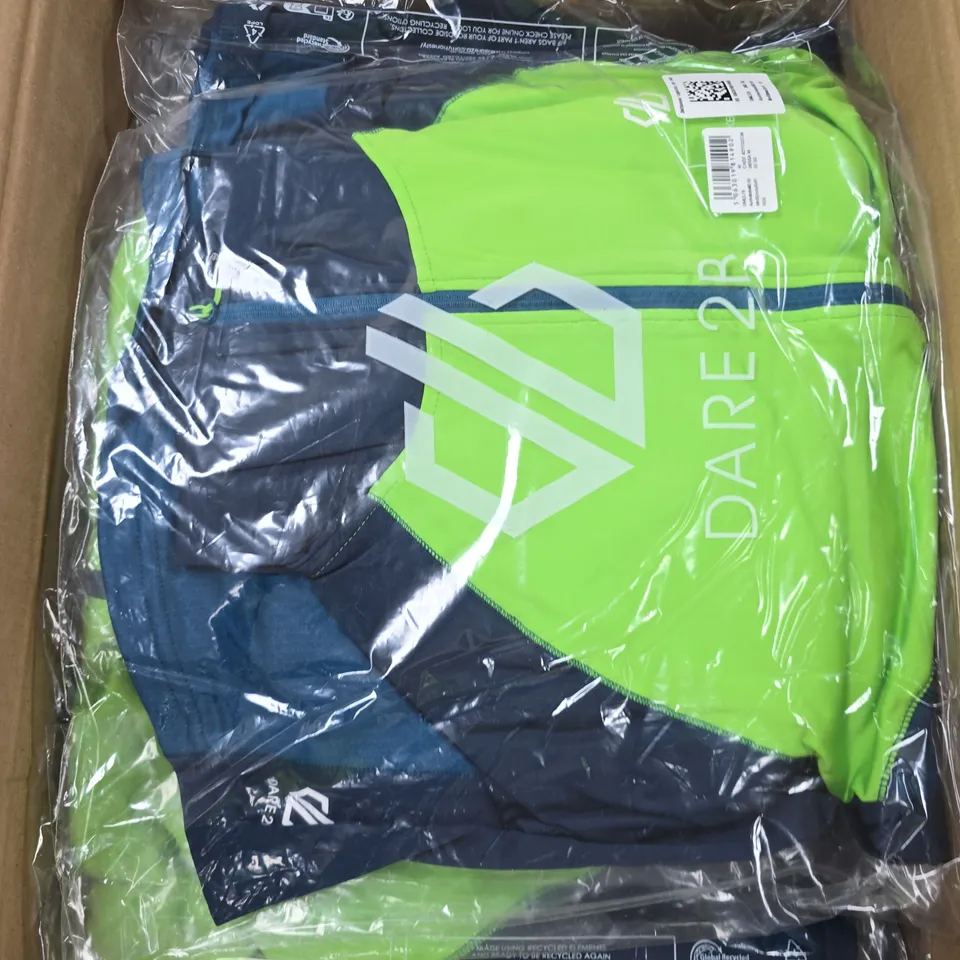 APPROXIMATELY 16 BRAND NEW REGATTA ASSIMILATE III CORE STRETCH JACKETS - M