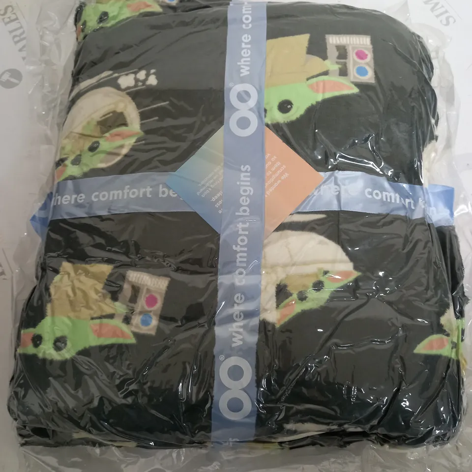 OODIE HOODED OVERSIZED BLANKET - STAR WARS