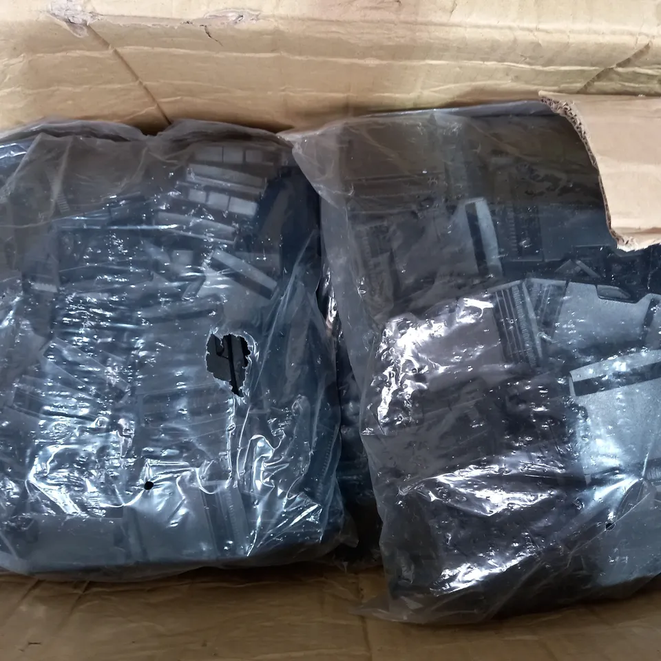 BOX OF APPROXIMATELY 9 PACKS OF DESIGNER BLACK BUCKLES