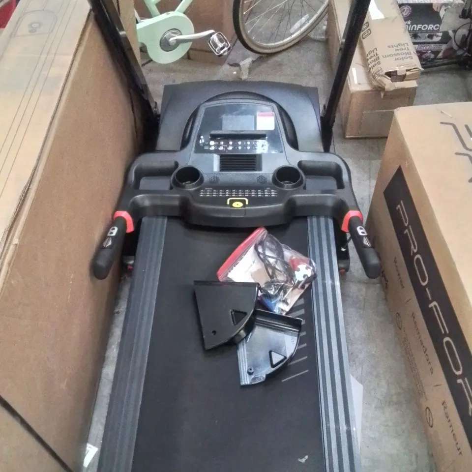 REEBOK ONEGT40 TREADMILL