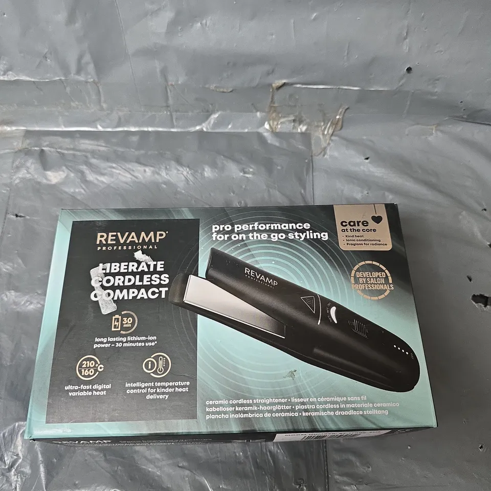 BOXED REVAMP LIBERATE CORDLESS COMPACT STRAIGHTENER ST-1700X-EU2