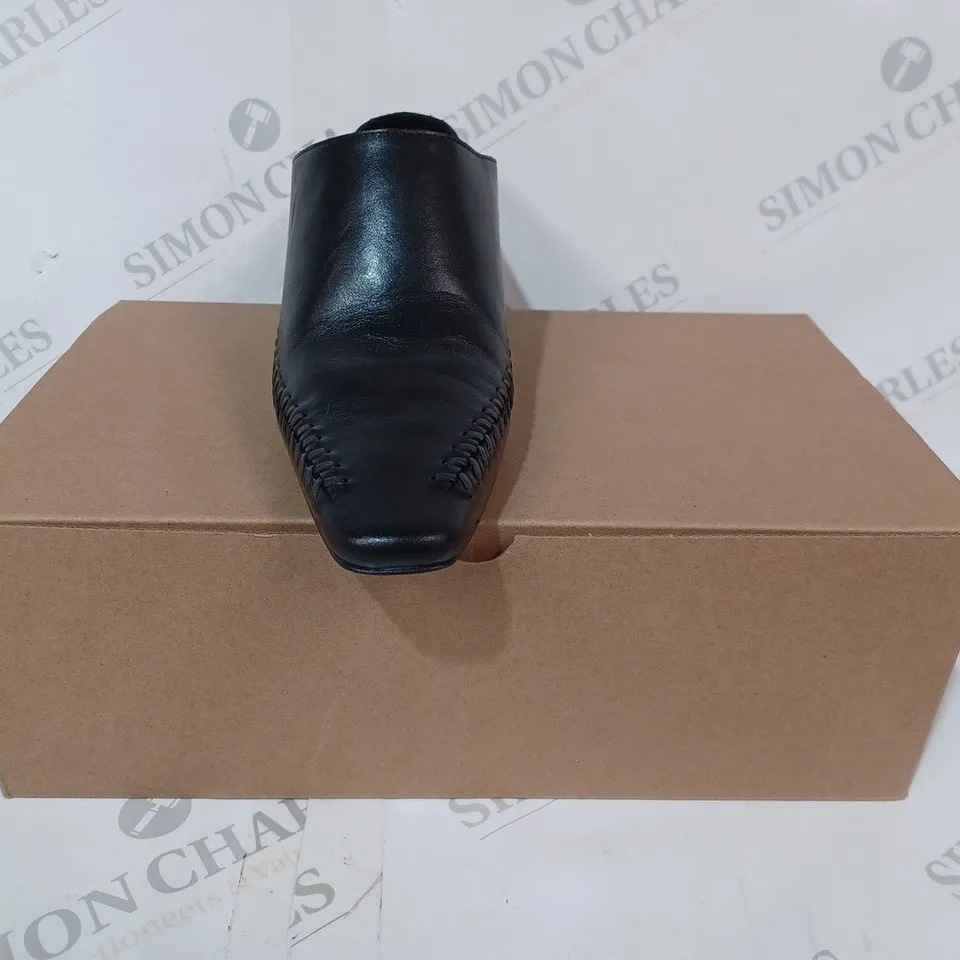 BOXED PAIR OF ARKET LOW HEEL SLIP-ON SHOE SIN BLACK UK SIZE 4