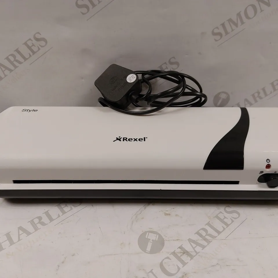 REXEL STYLE A4 HOME AND OFFICE LAMINATOR