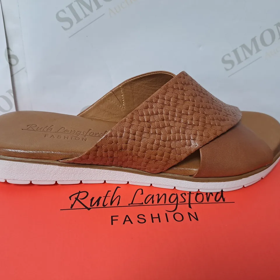 BOXED PAIR OF RUTH LANGSFORD FLAT SLIDE SANDALS IN TAN SIZE 5