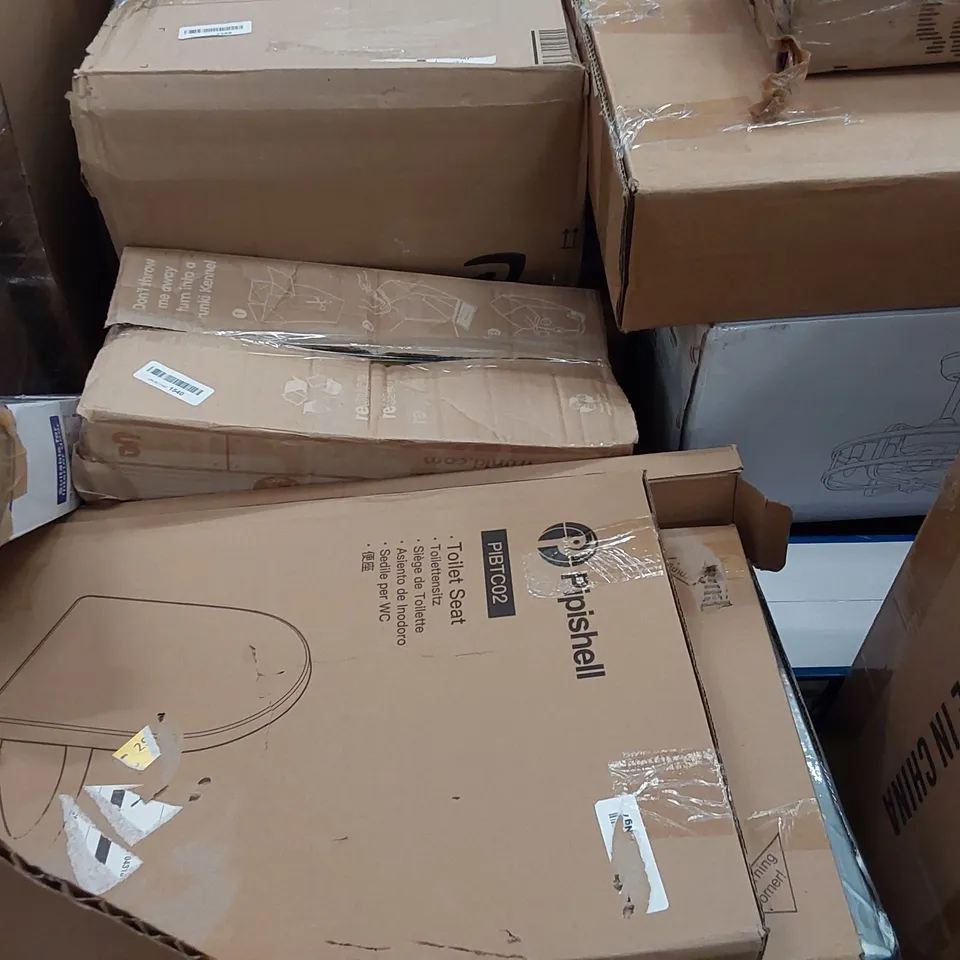PALLET OF ASSORTED ITEMS INCLUDING: RICE COOKER, STORAGE SET, RETRACTABLE SAFETY GATE, DISH DRYING RACK, ADJUSTABLE KNEE BRACE