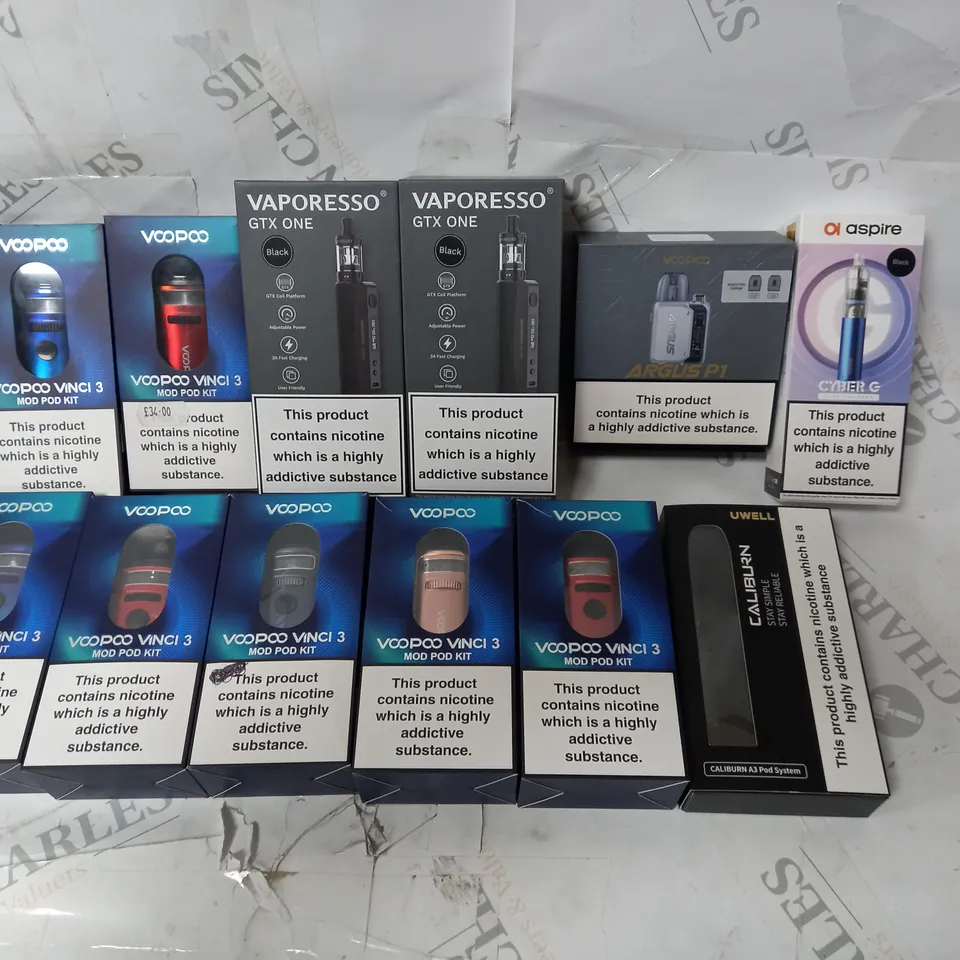 APPROXIMATELY 12 ASSORTED VAPES INCLUDING VOOPOO, ASPIRE, VAPORESSO