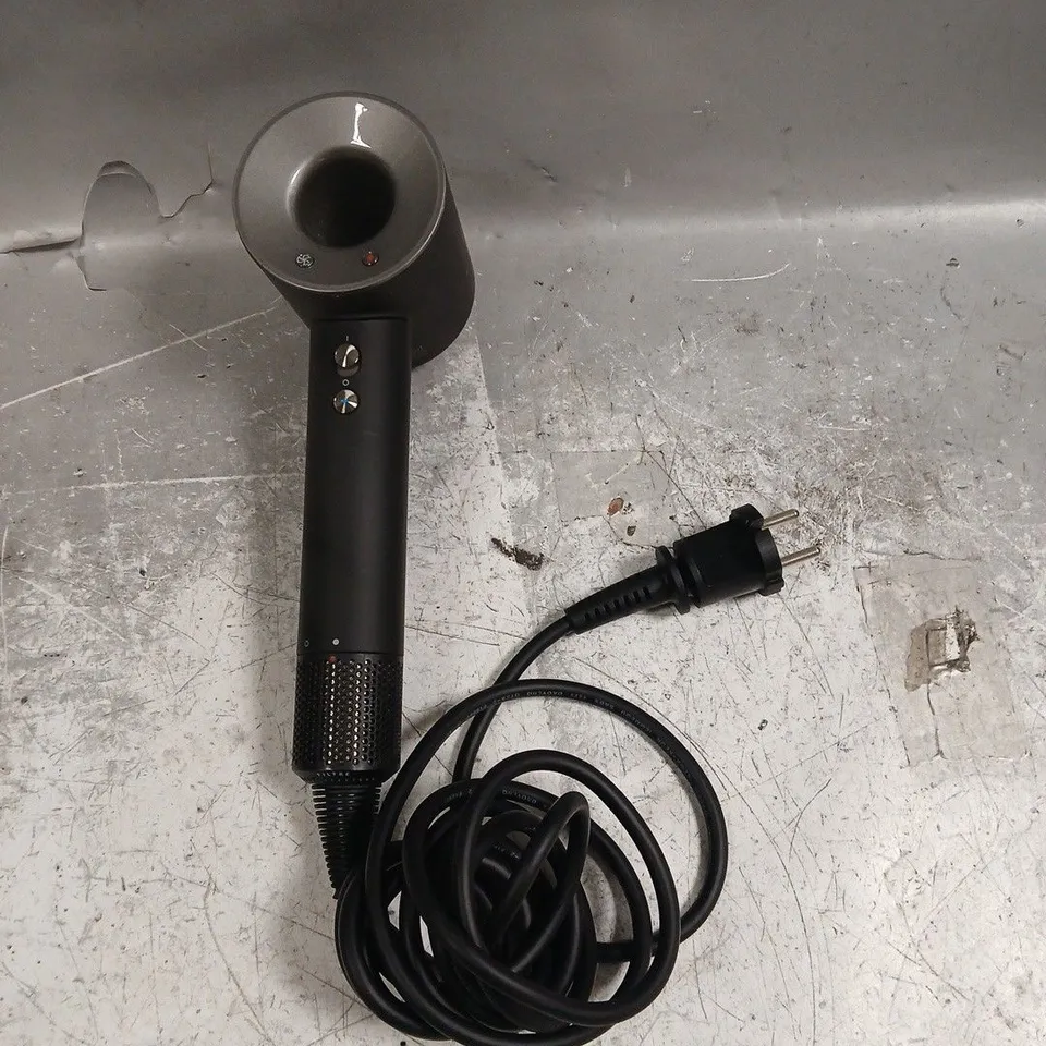 DYSON SUPERSONIC HAIR DRYER