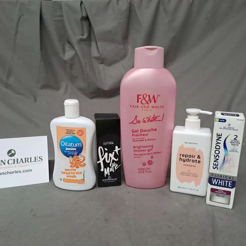 APPROXIMATELY 20 ASSORTED COSMETIC PRODUCTS TO INCLUDE OILATUM JUNIOR BODY WASH, SENSODYNE TOOTHPASTE AND PREP & PRIME SPRAY
