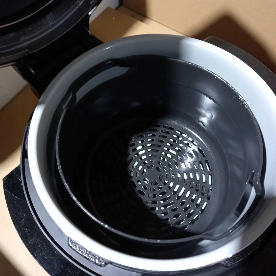 NINJA FOODI MAX MULTI COOKER