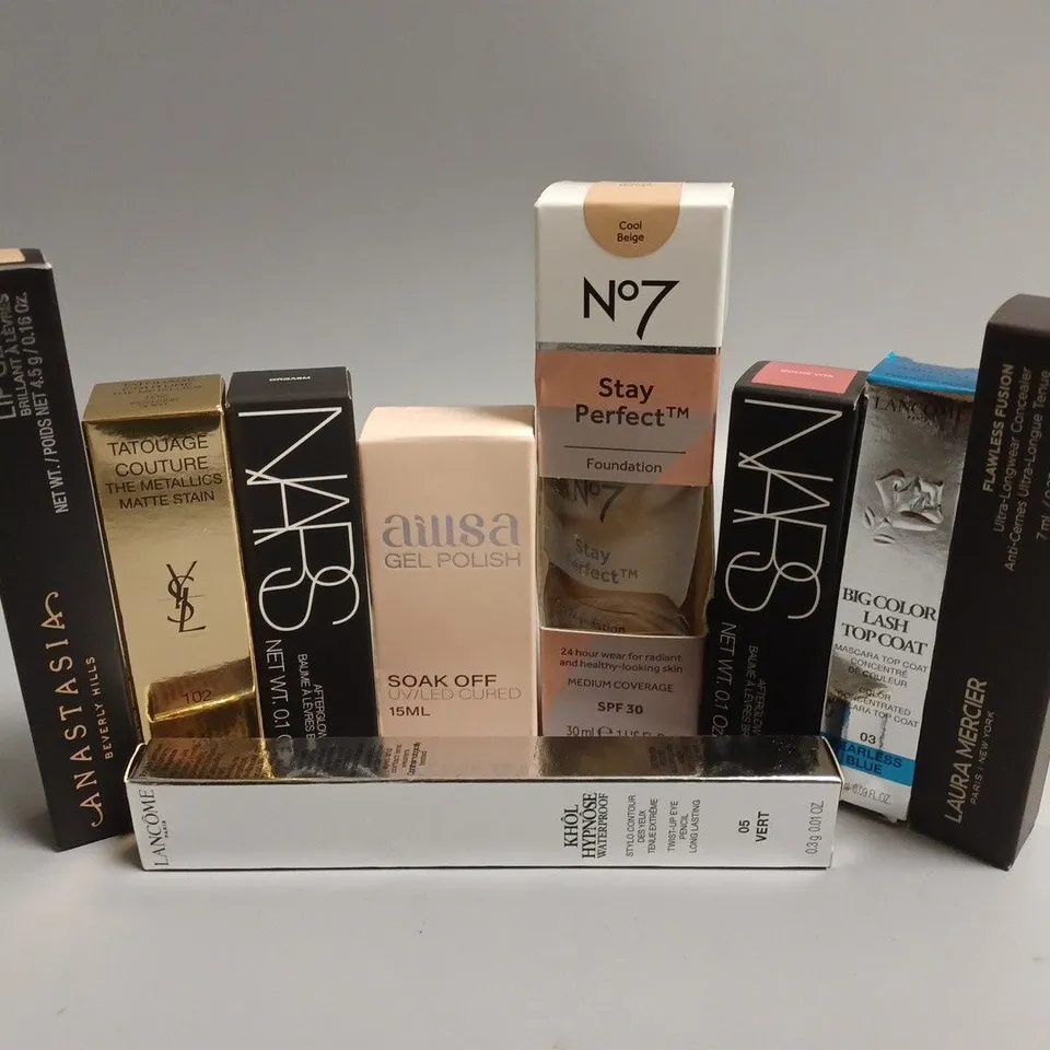 APPROXIMATELY 9 MAKEUP ITEMS TO INCLUDE N07 STAY PERFECT FOUNDATION COOL BEIGE (30ml), LAURA MERCIER FLAWLESS FUSION ULTRA-LONGWEAR CONCEALER 1W (7ml), NARS AFTERGLOW LIP BALM 'ORGASM' (3g), ETC