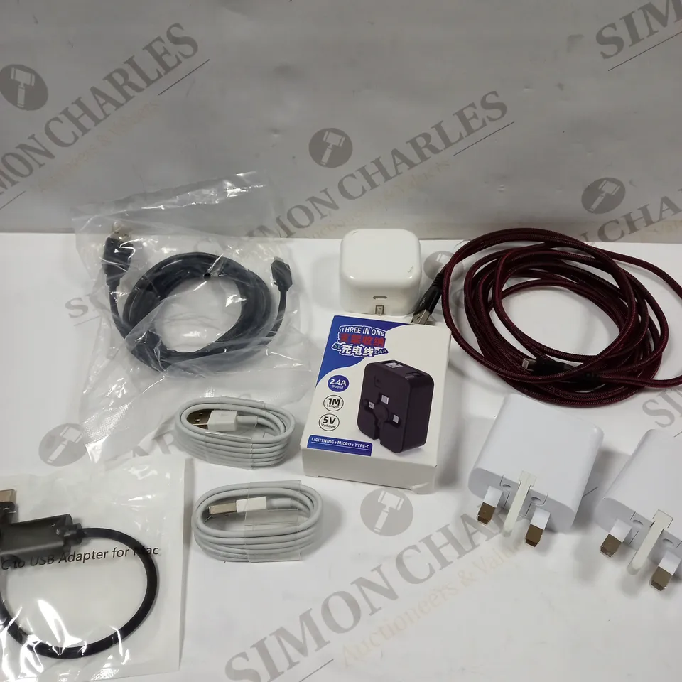 BOX OF APPROXIMATELY 20 SMARTPHONE CHARGING ACCESSORIES TO INCLUDE USB CHARGING PLUGS, BRAIDED LIGHTNING CABLE, MULTI PORT CHARGERS ETC