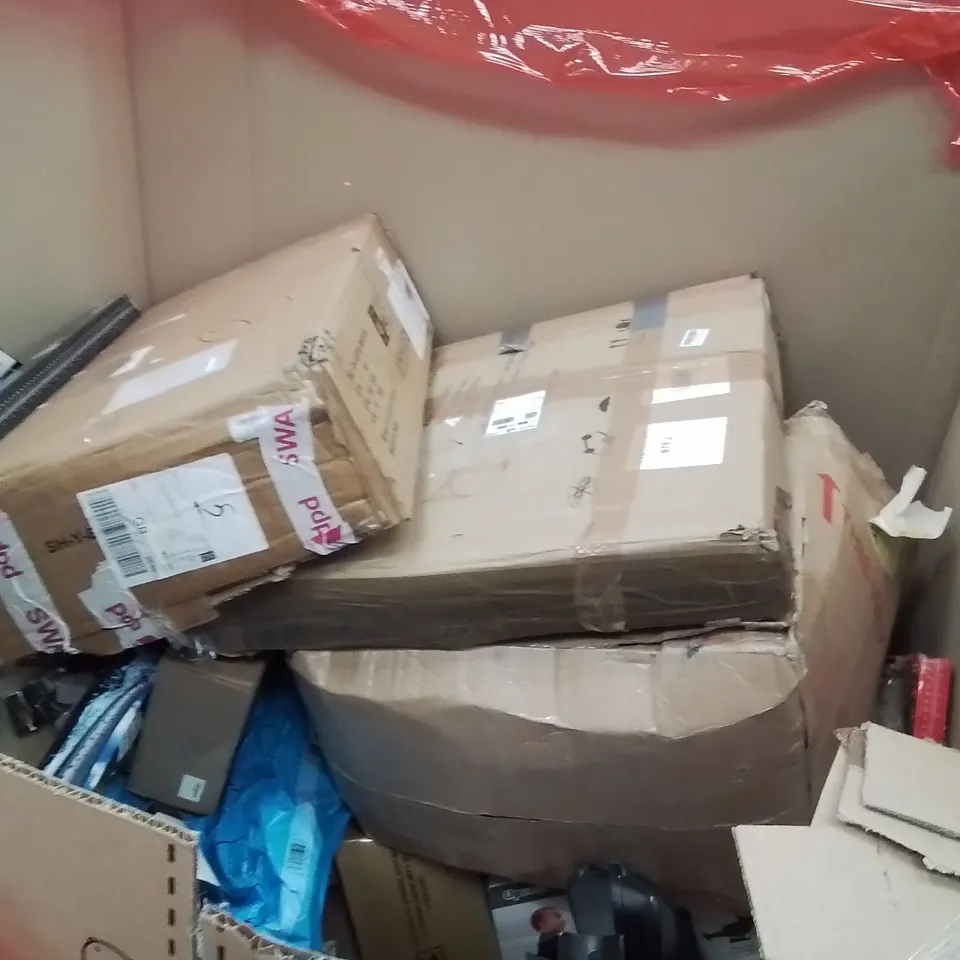 PALLET OF ASSORTED HOUSEHOLD GOODS AND PRODUCTS TO INCLUDE;BOSCH WINDOW WIPERS,ROLLER BLINDS,BUTTONS MENSWEAR BLAZER