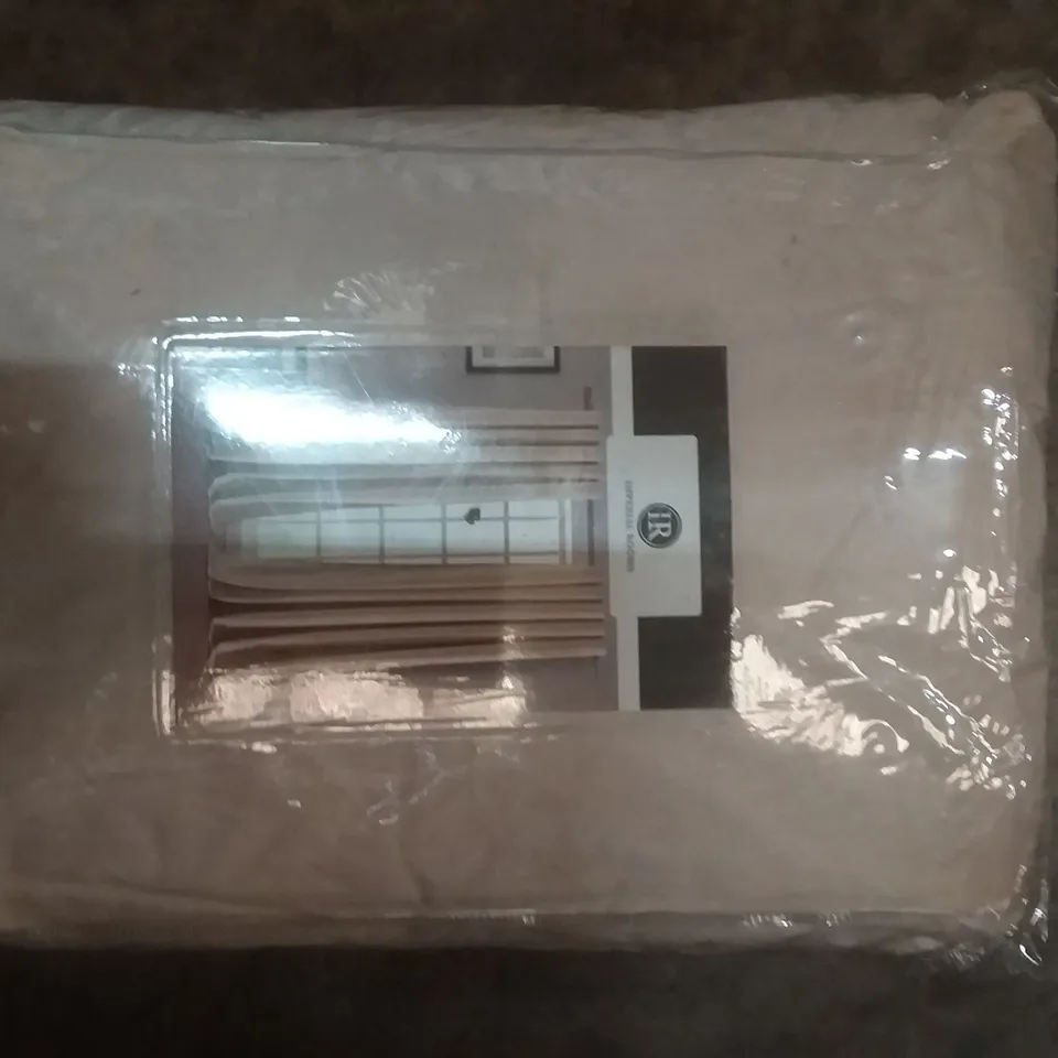 IMPERIAL ROOMS VELVET WINDOW CURTAINS IN BEIGE