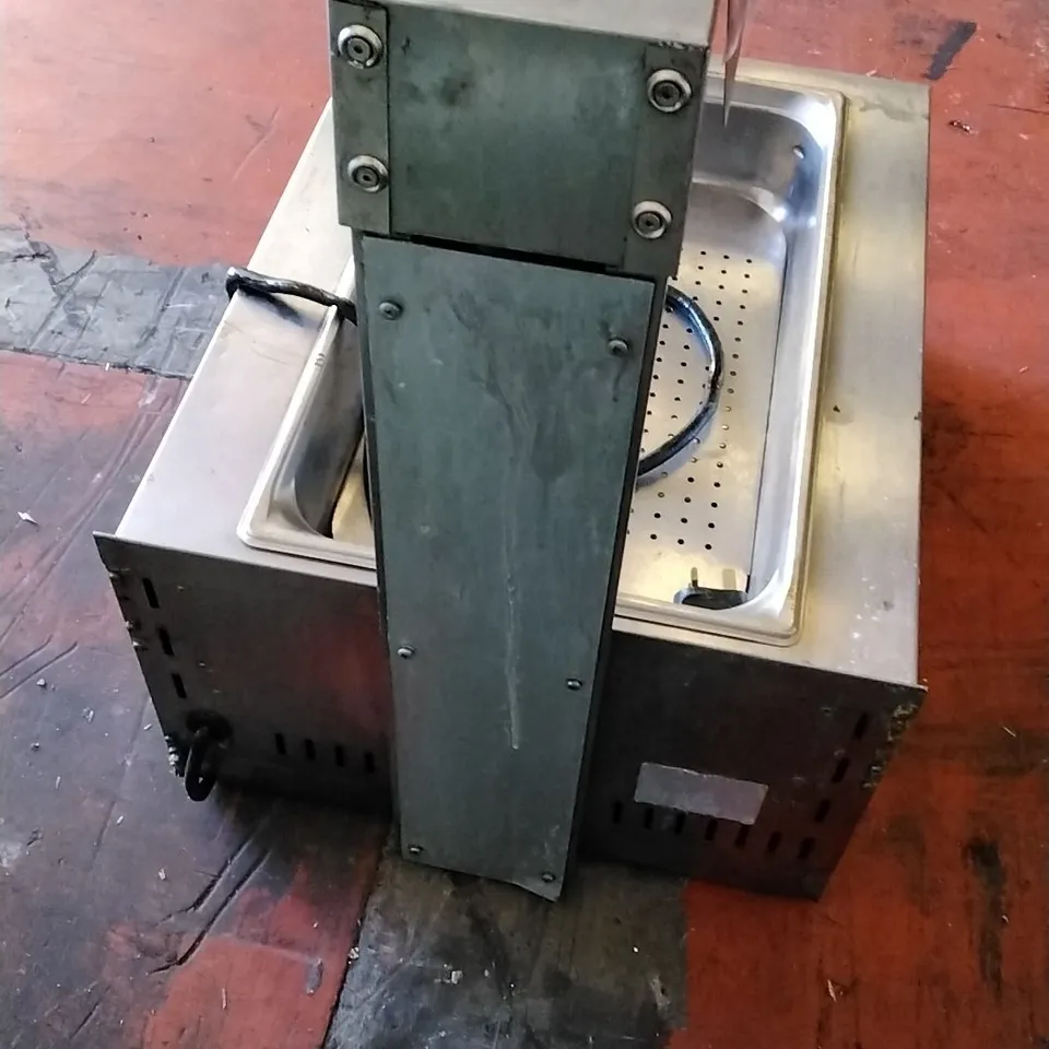 LINCAT CS4/G COMMERCIAL CHIP SCUTTLE