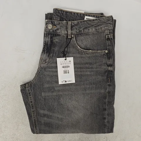 BERSHKA STRAIGHT MID-RISE JEANS IN GREY SIZE UK 14