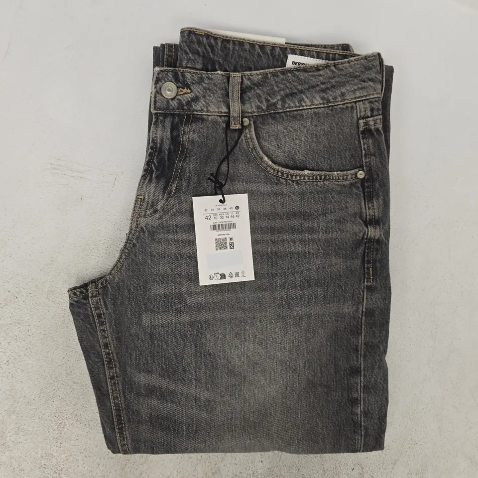 BERSHKA STRAIGHT MID-RISE JEANS IN GREY SIZE UK 14