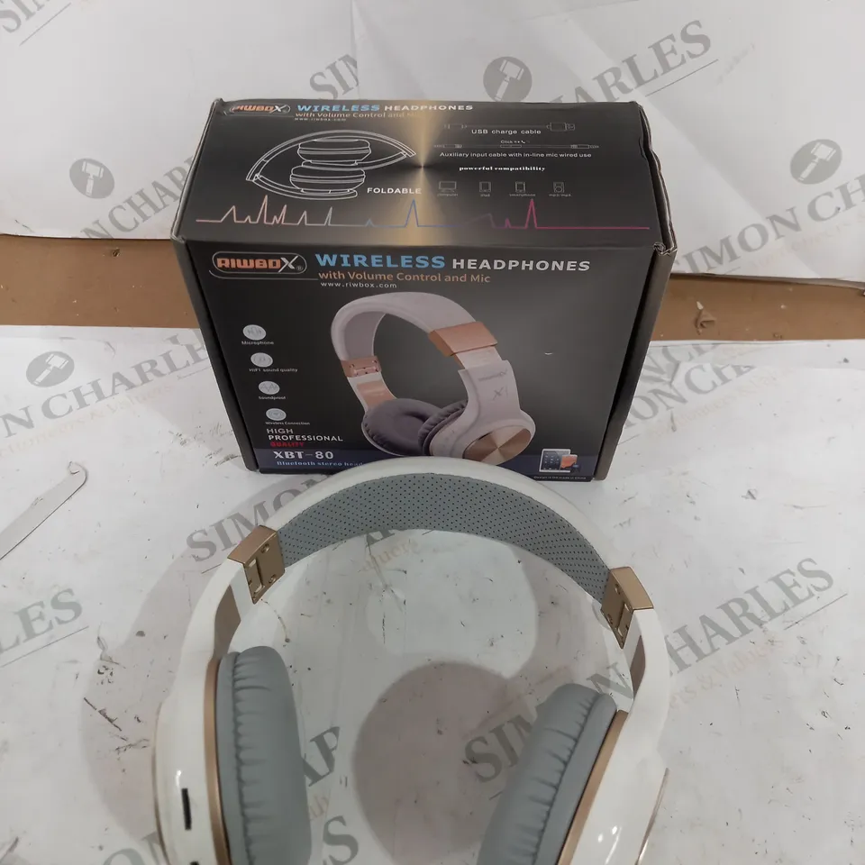 BOXED AIWBDX WIRELESS & WIRED HEADPHONES 