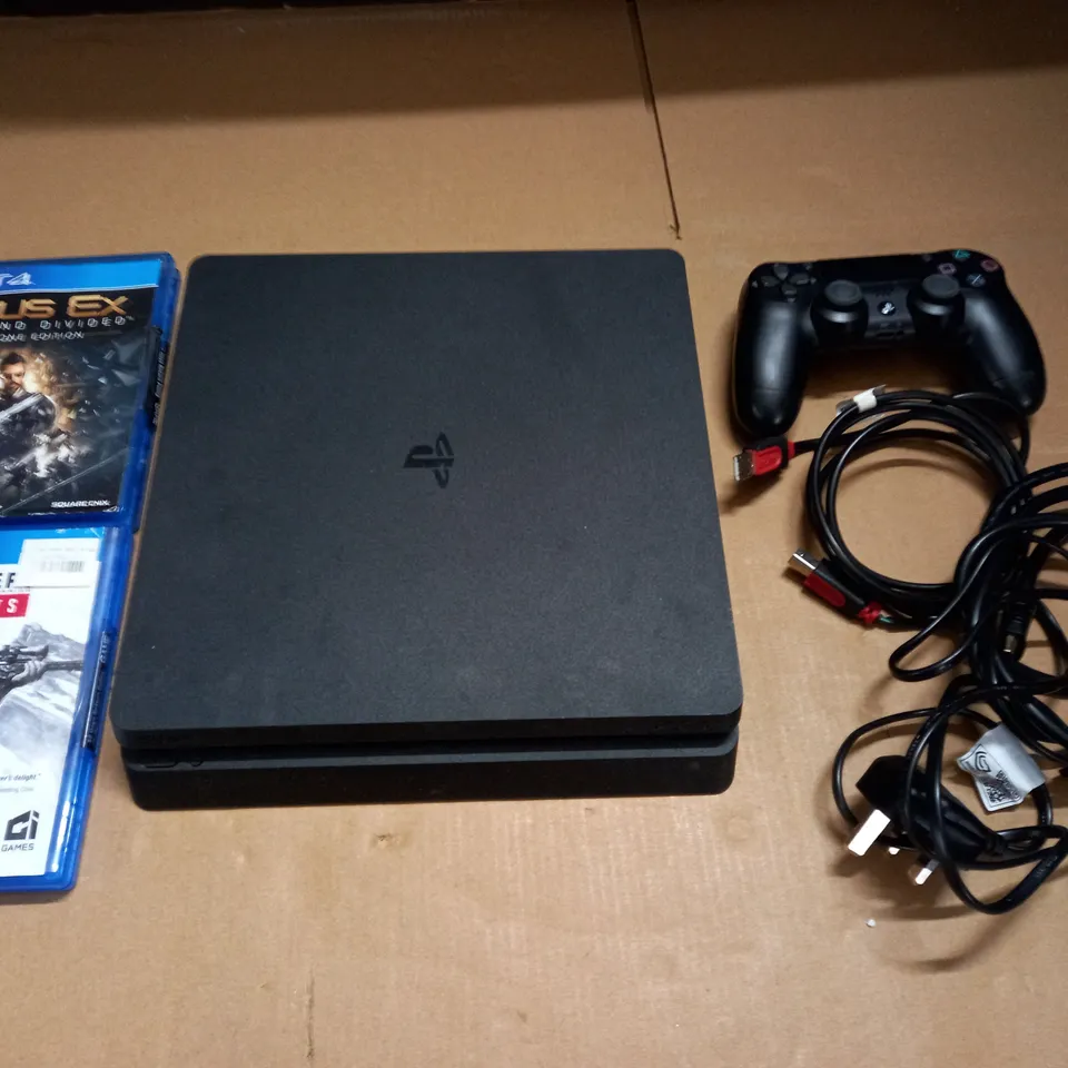 UNBOXED PLAYSTATION 4 CONSOLE WITH CONTROLLER AND 2 GAMES