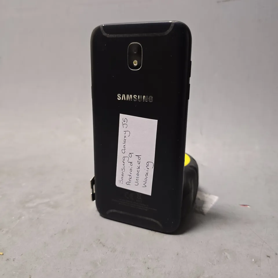 SAMSUNG GALAXY J5 
