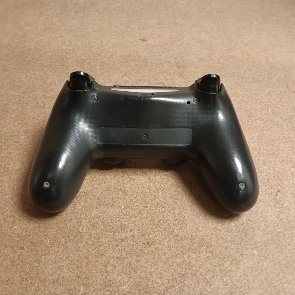 SONY PLAYSTATION 4 DUALSENSE WIRELESS CONTROLLER IN BLACK