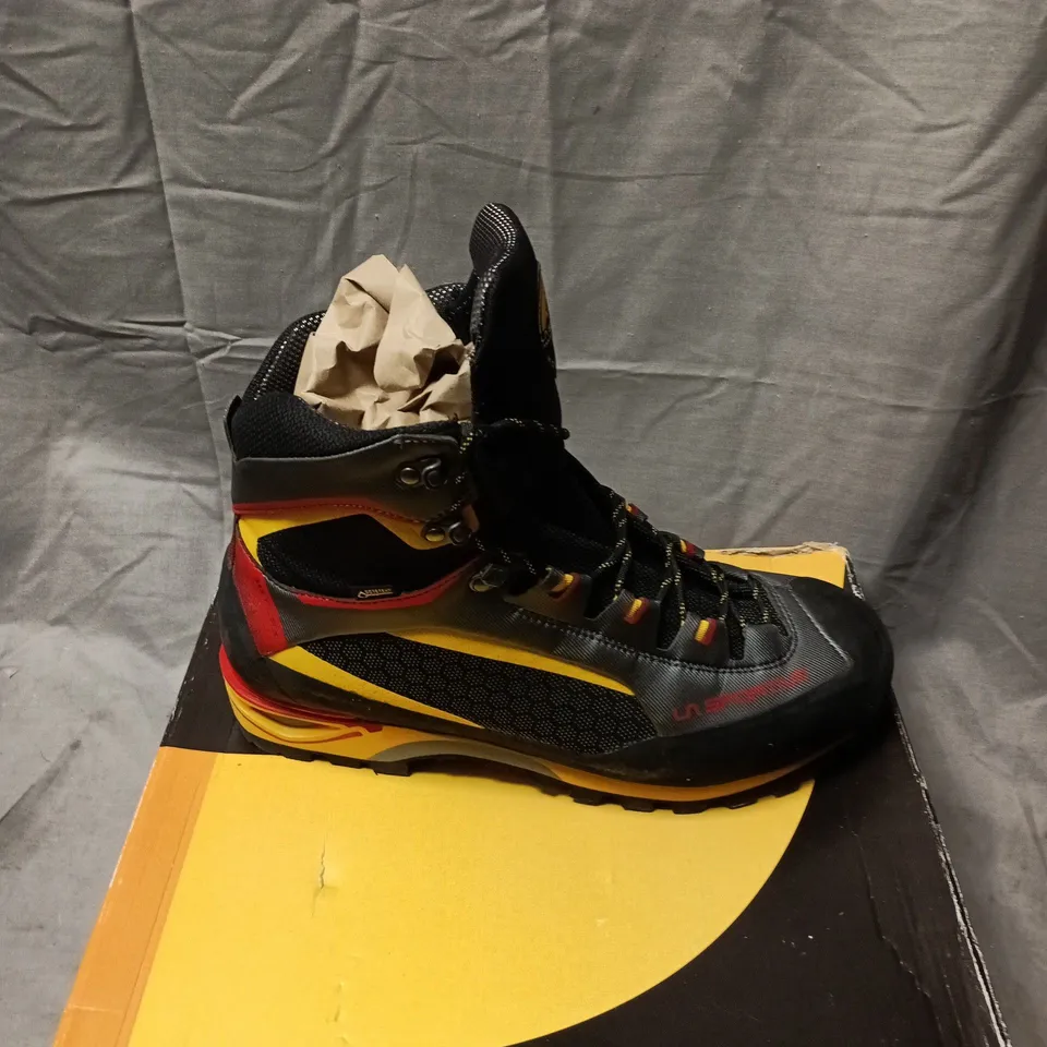 LA SPORTIVA MOUNTAIN HIKING BOOTS – BLACK/YELLOW/RED TRIM SIZE 9.5 BOXED