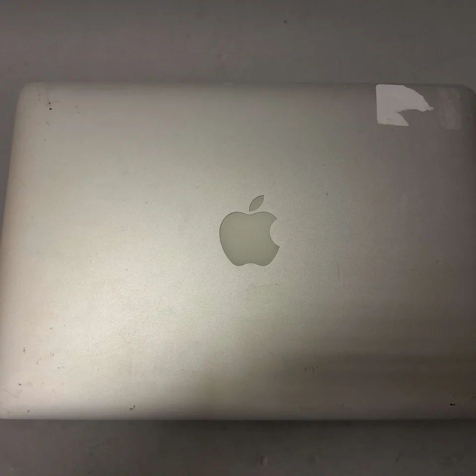 APPLE MACBOOK PRO 1502