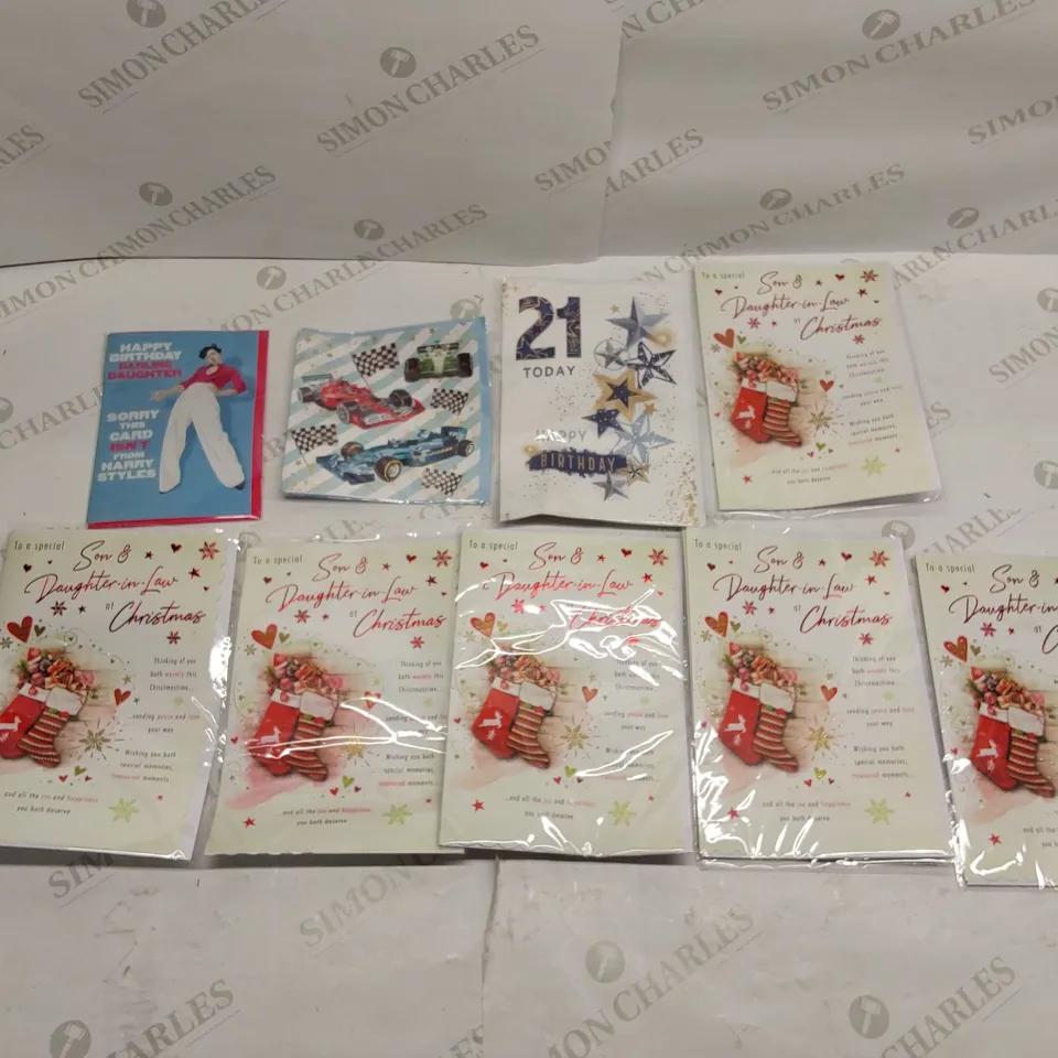 BOX OF ASSORTED BRAND NEW PARTY CARDS AND DECORATIONS TO INCLUDE;