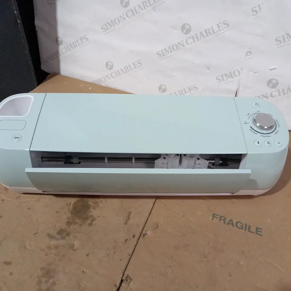 CRICUT EXPLORE AIR 2 CUTTER MINT  RRP £209.99
