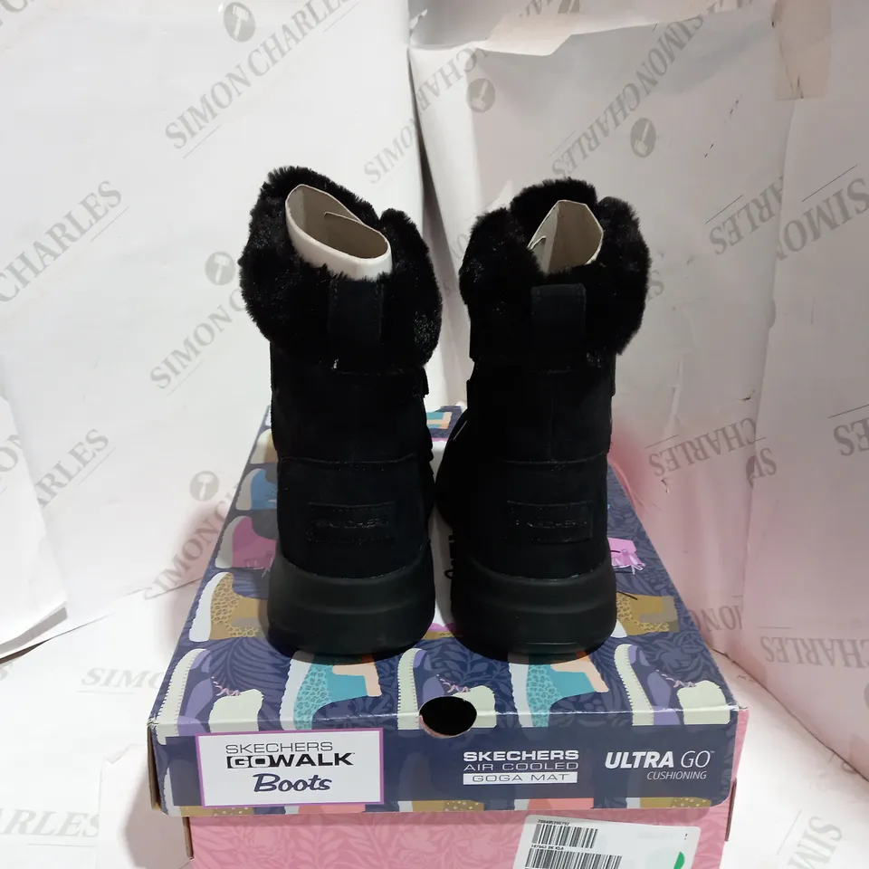 SKECHERS GLACIAL BOOT - BLACK - UK SIZE 5.5