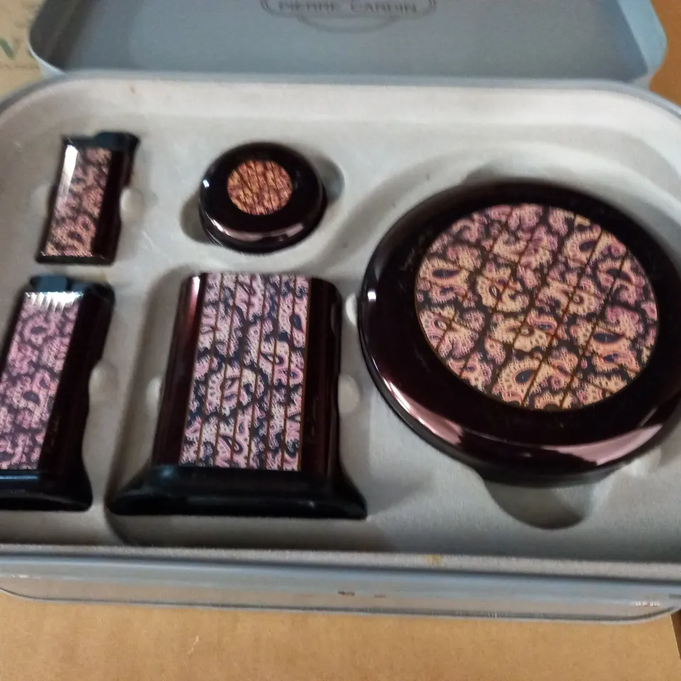 PIERRE CARDIN 5-PIECE HOUSEHOLD GIFT SET