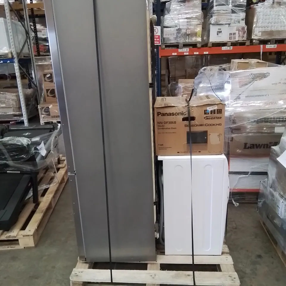 BOSCH KGN34NLEAG SERIE 2 FREESTANDING FRIDGE FREEZER, CANDY SMART PRO FREESTANDING WASHING MACHINE AND PANASONIC NN-DF386BBPQ COMBINATION MICROWAVE BLACK - UNPROCESSED RAW RETURNS
