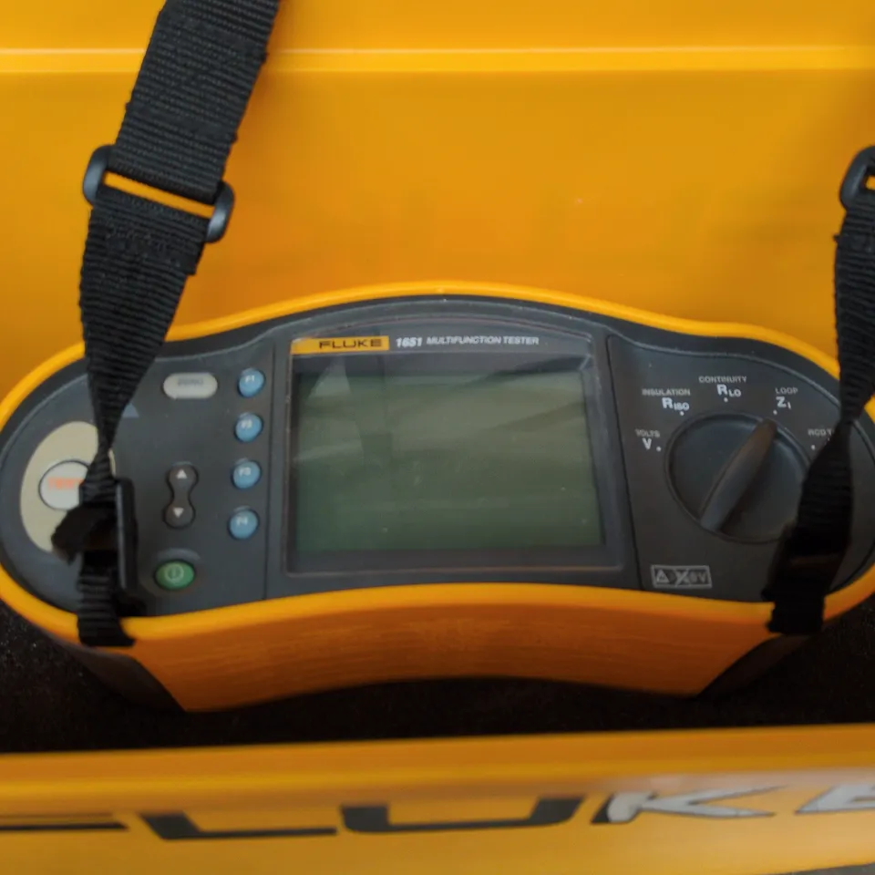 FLUKE 1651 MULTIFUNCTION TESTER 