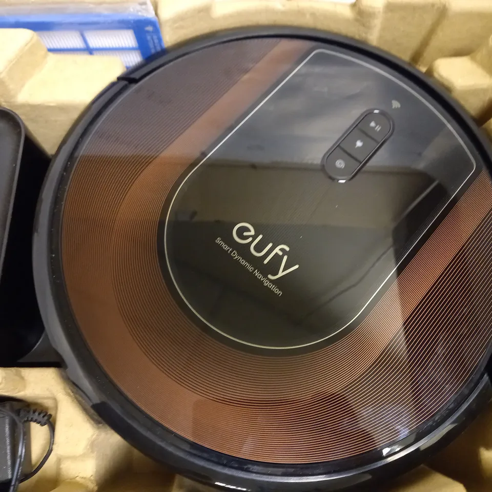EUFY ROBOVAC G30 HYBRID ROBOT VACUUM CLEANER